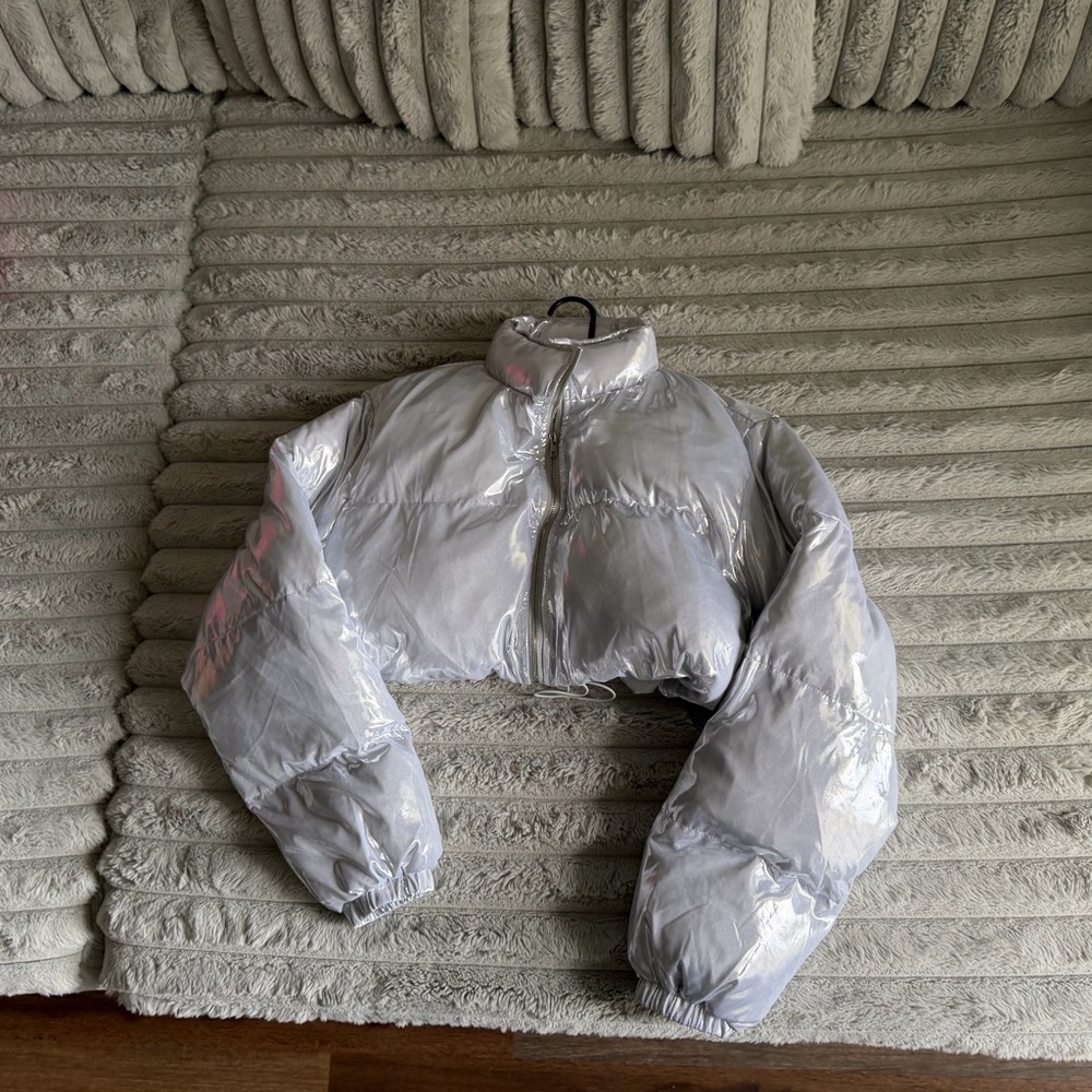 FN Cropped Silver Puffer Jacket SIZE MEDIUM